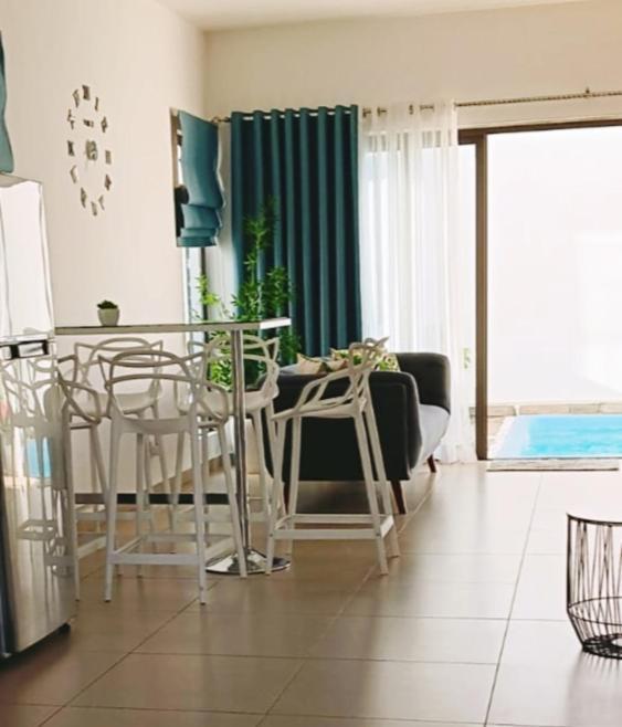 3Bed Villa With Private Pool And Rooftop With A Sea View In Flic-En-Flac, Mauritius 外观 照片